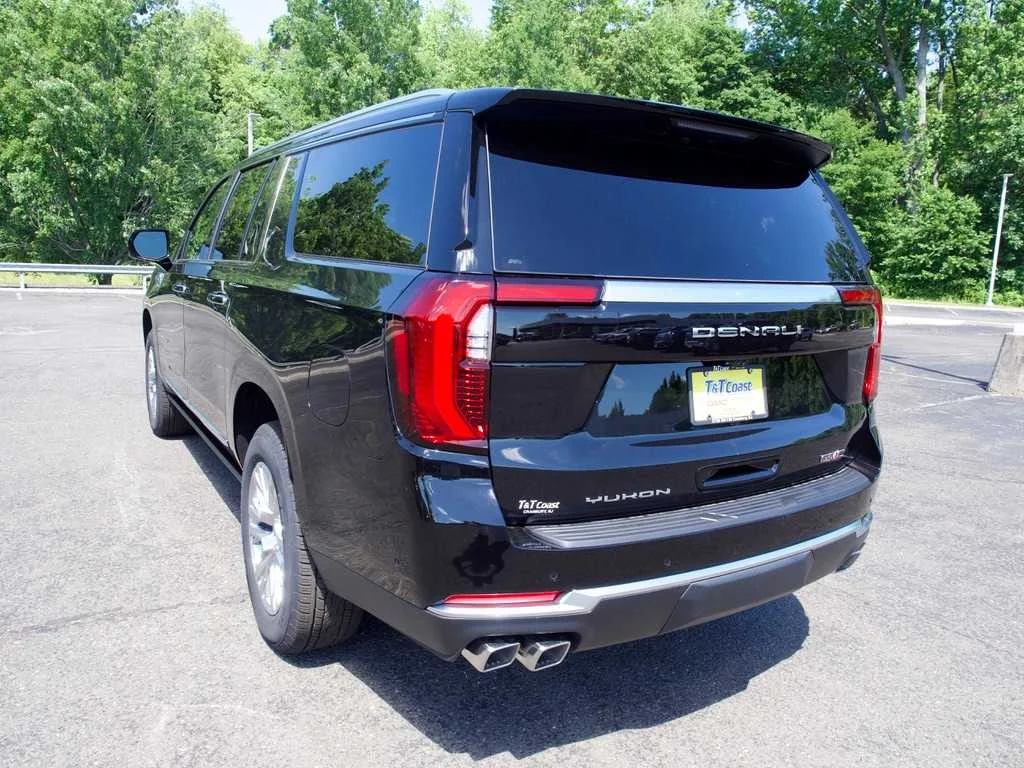 New 2026 Onyx Black GMC Denali image 9