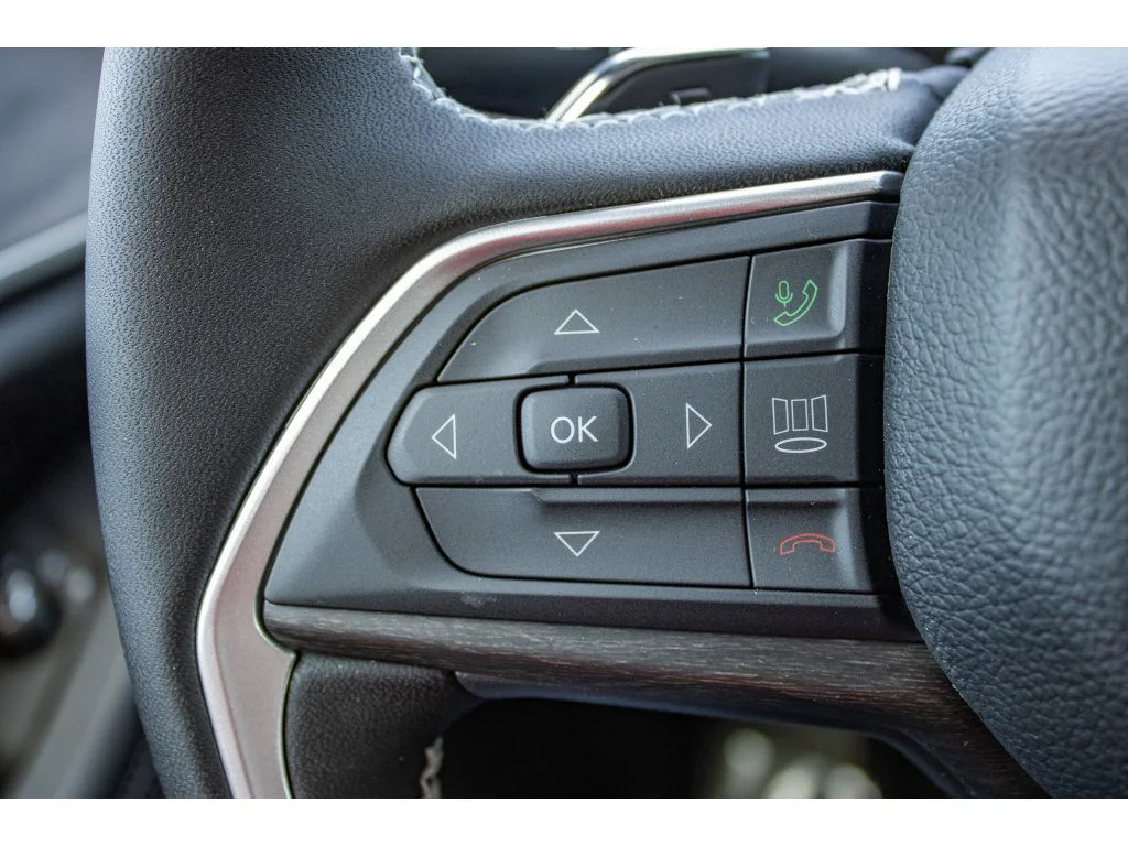 New 2026 Velvet Red Pearlcoat Jeep Laredo Altitude image 45