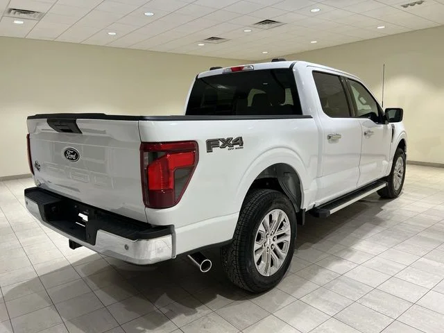 New 2026 White Ford XLT image 5