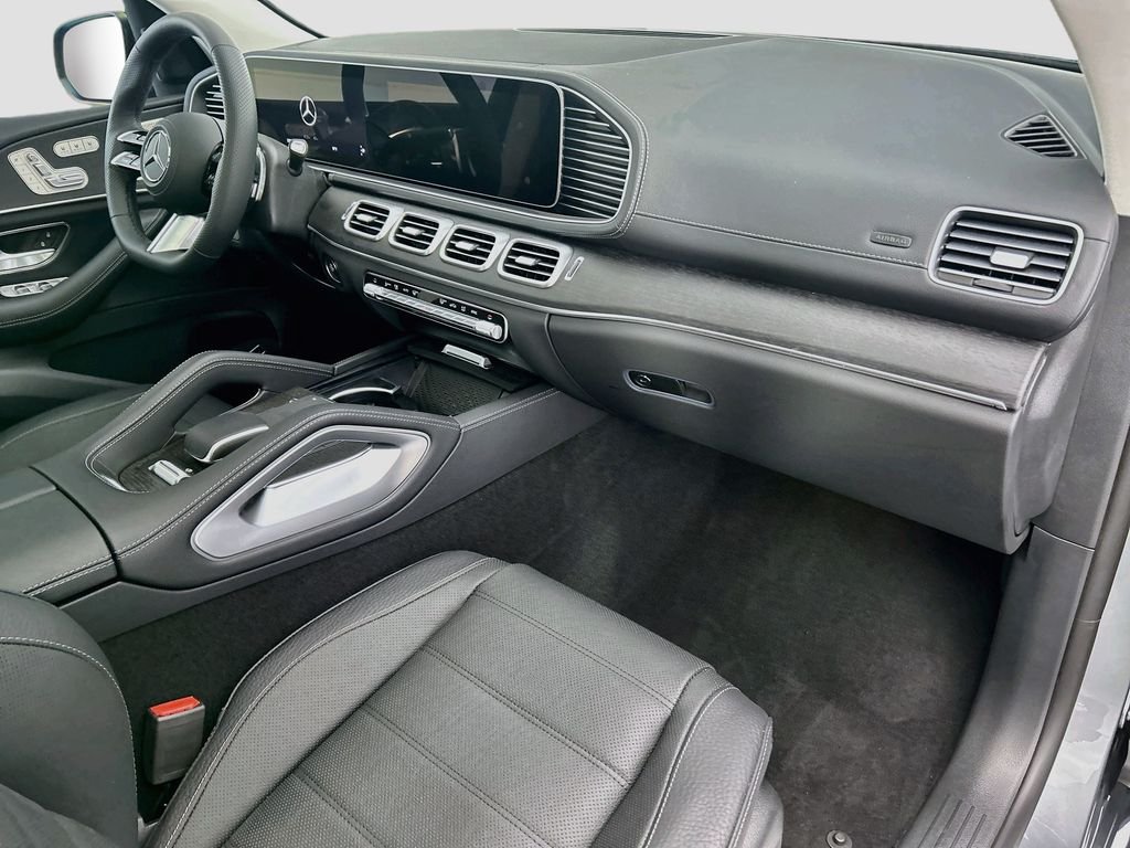 New 2026 Selenite Grey Metallic Mercedes-Benz GLS 450 image 16