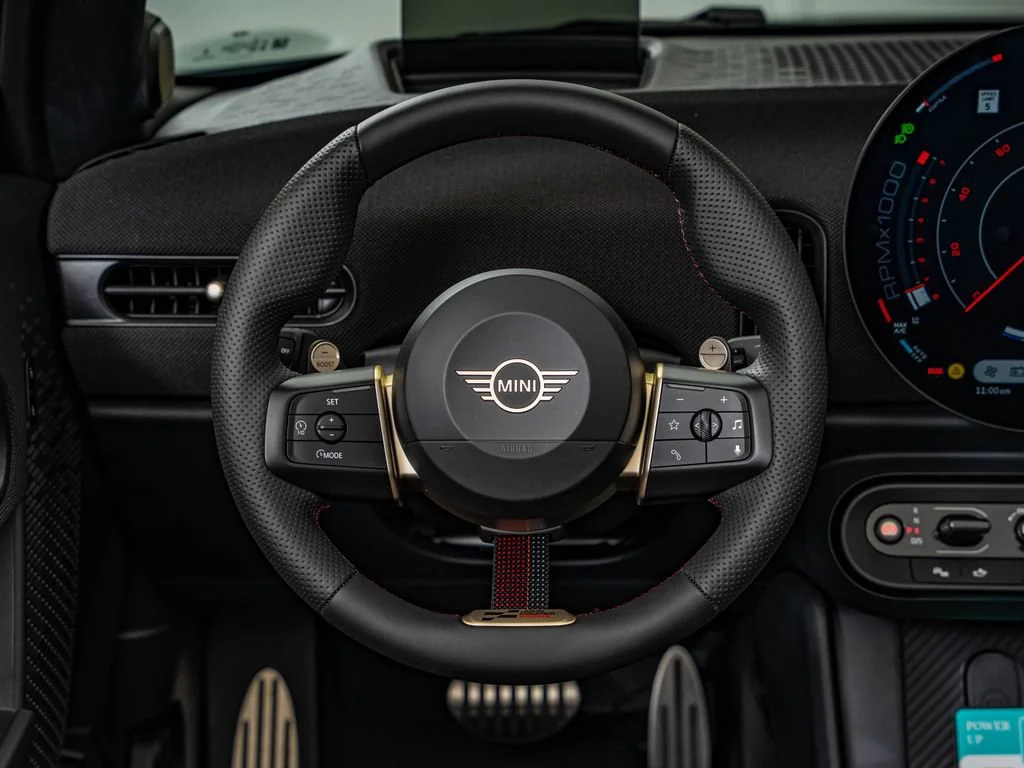 New 2026 British Racing Green MINI Iconic image 28