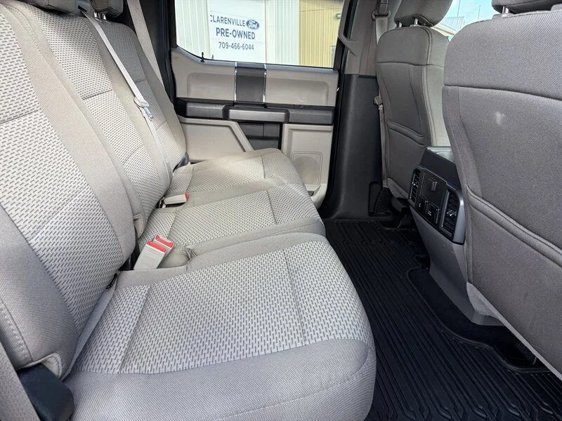 Used 2019 Black Ford Super Duty XLT image 15