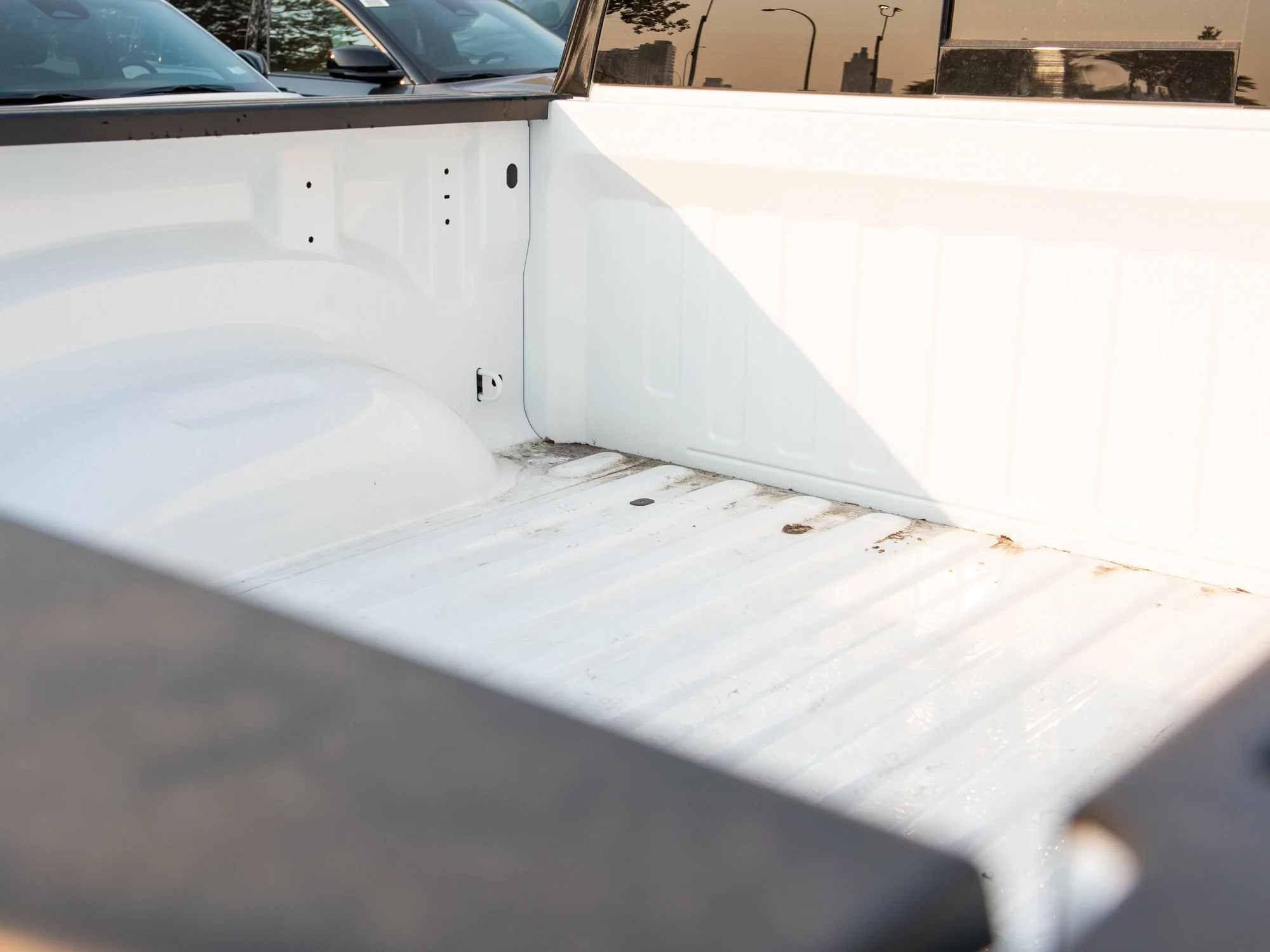New 2026 White RAM Sport* 4x4 Crew Cab, 3.5 Inch Lift, 35 Inch Tires, Fuel Wheels image 5