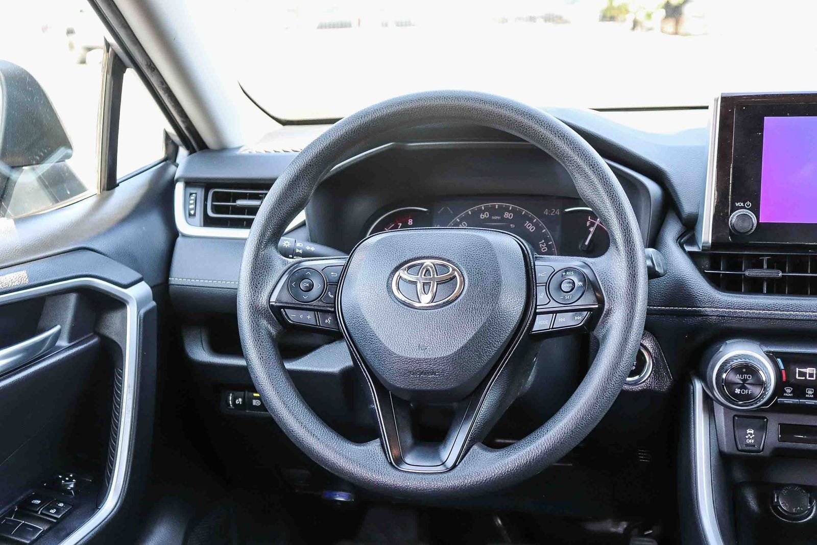 Certified Used 2024 Silver Sky Metallic Toyota XLE image 18