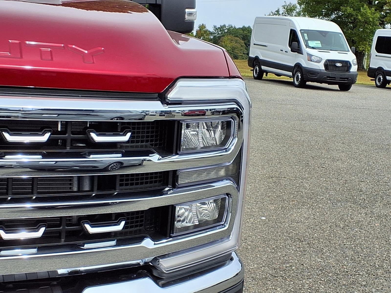 New 2026 Ruby Red Metallic Tinted Clearcoat Ford F-250® Lariat® image 16