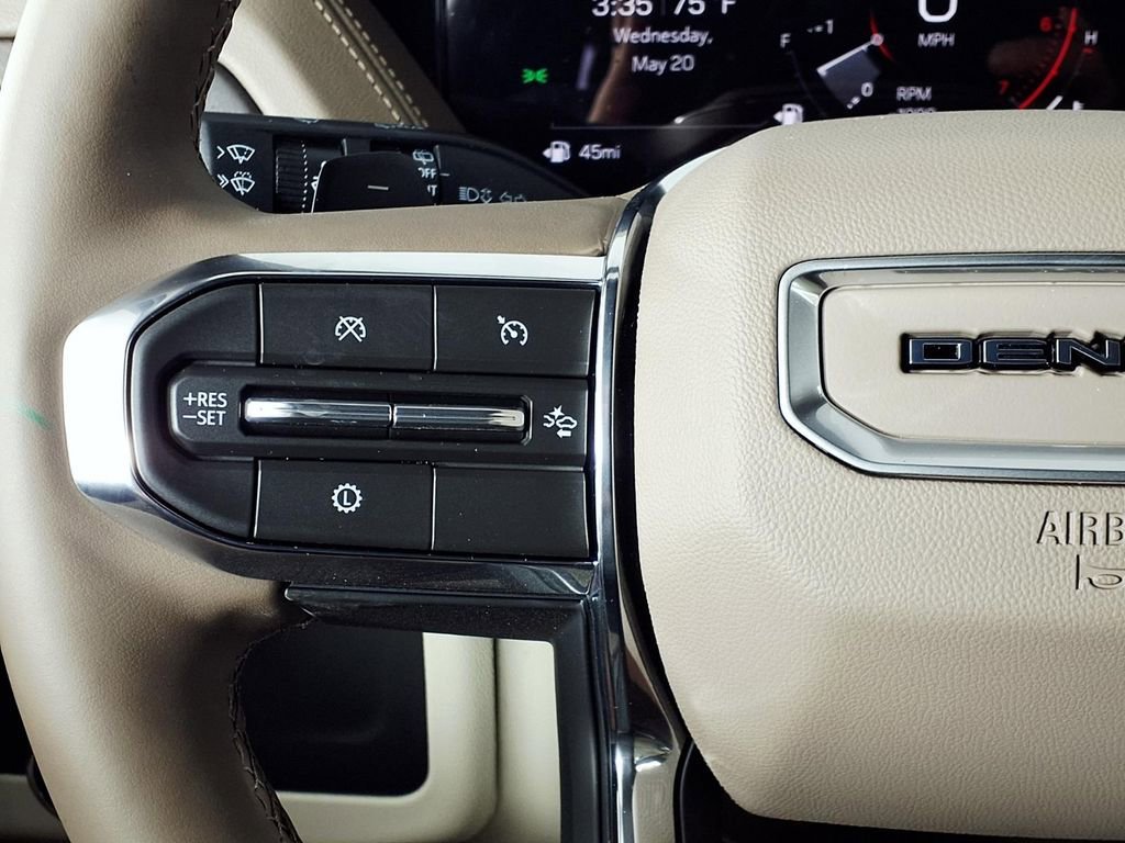 2026 GMC Yukon Denali - Photo 18