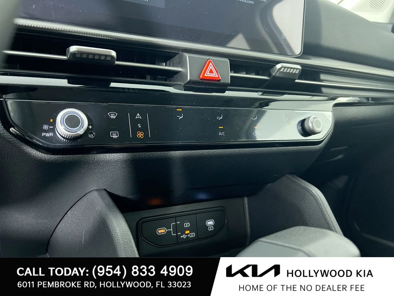 New 2026 Glacial White Pearl Kia LX image 21