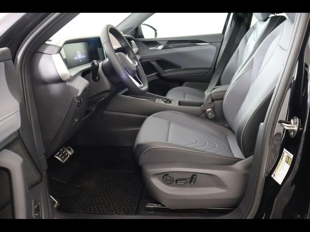 New 2026 Black Volkswagen 2.0T SE R-Line Black image 14