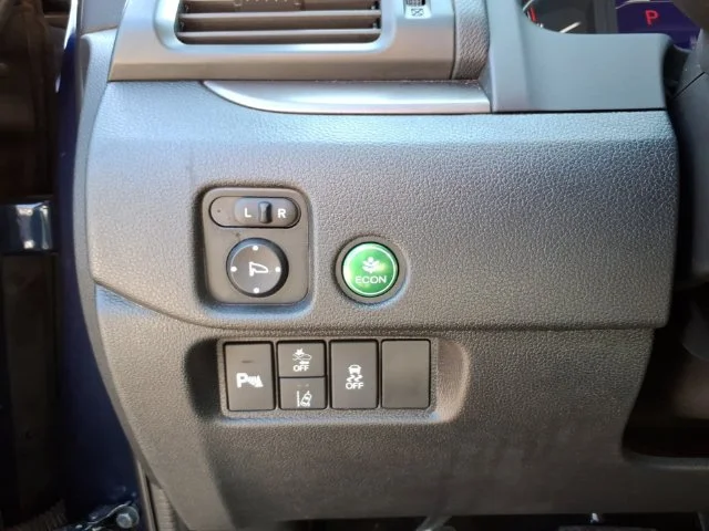 Used 2022 Blue Honda EX-L image 22