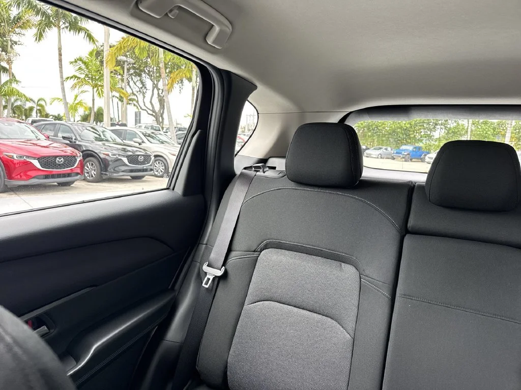 New 2026 White Metallic Mazda 2.5 S AWD image 17