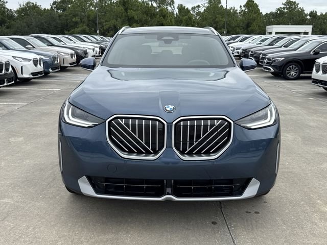 New 2026 Arctic Race Blue metallic BMW 30 xDrive image 2