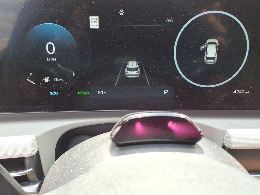 2025 Hyundai Tucson Limited - Photo 18