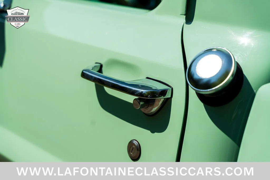 Used 1970  Ford  image 33