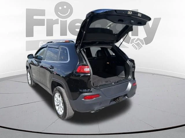Used 2018 Diamond Black Jeep Latitude Plus image 49