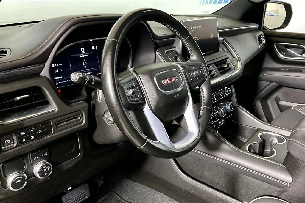 Certified Used 2023 Onyx Black GMC SLT image 10