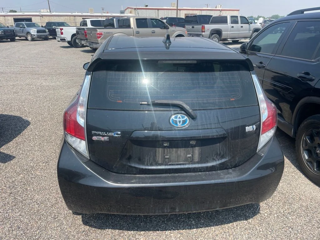 Used 2015 Black Toyota Two image 5