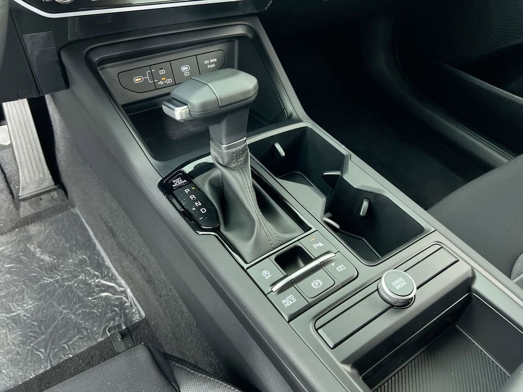 New 2026 Snow White Pearl Kia LXS FWD image 22