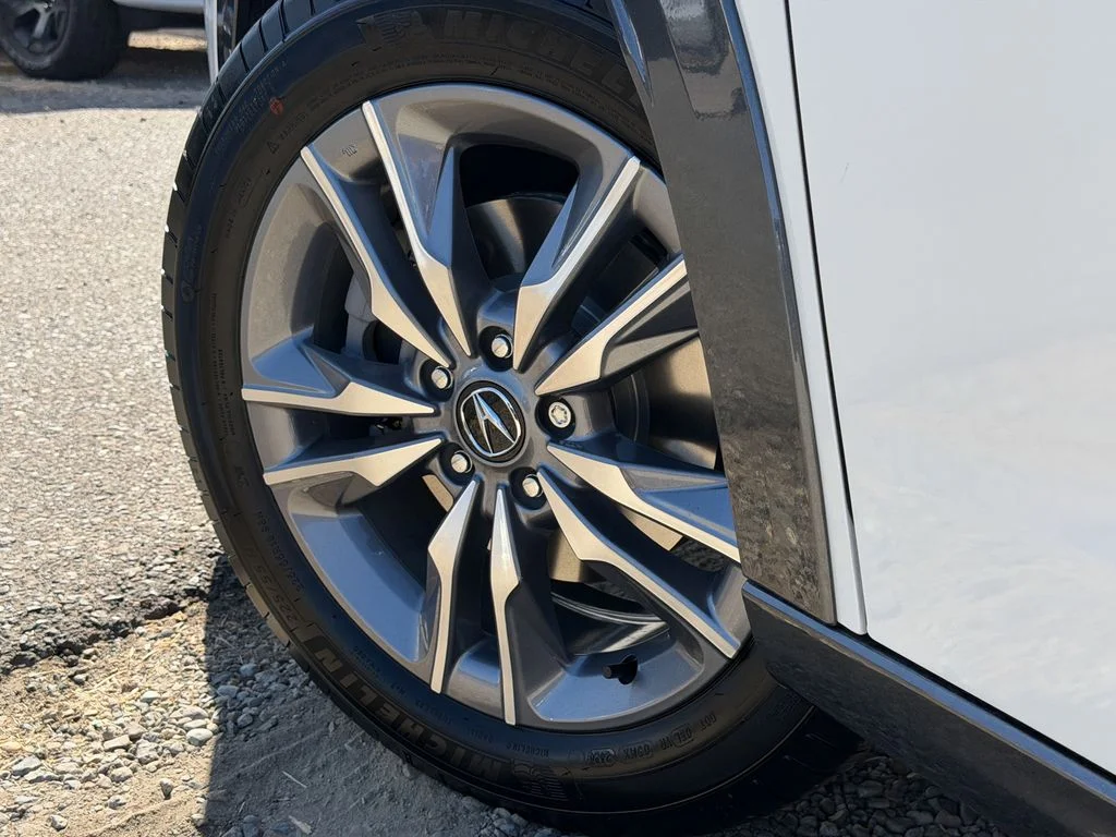 New 2026 Platinum White Acura Base image 10