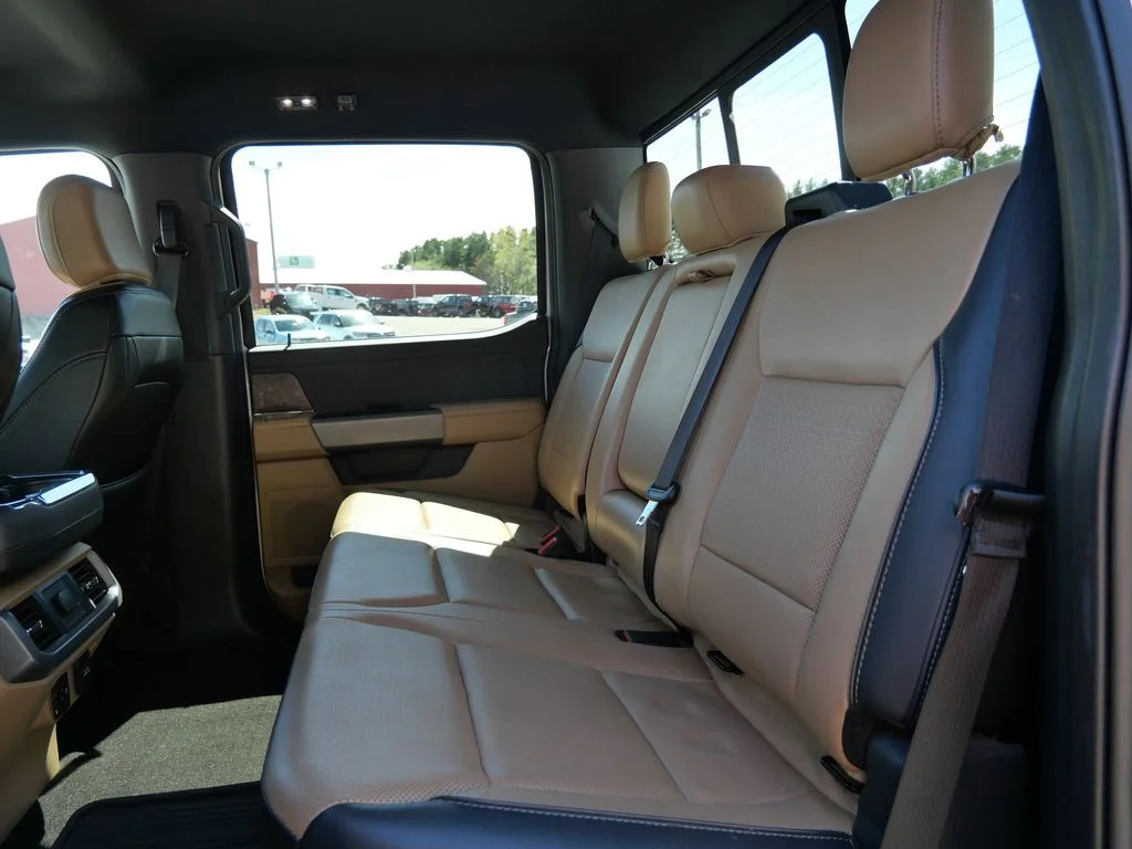 Used 2022 White Ford Lariat image 11