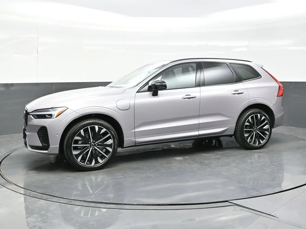 New 2027 Aurora Silver Volvo T8 Ultra image 3