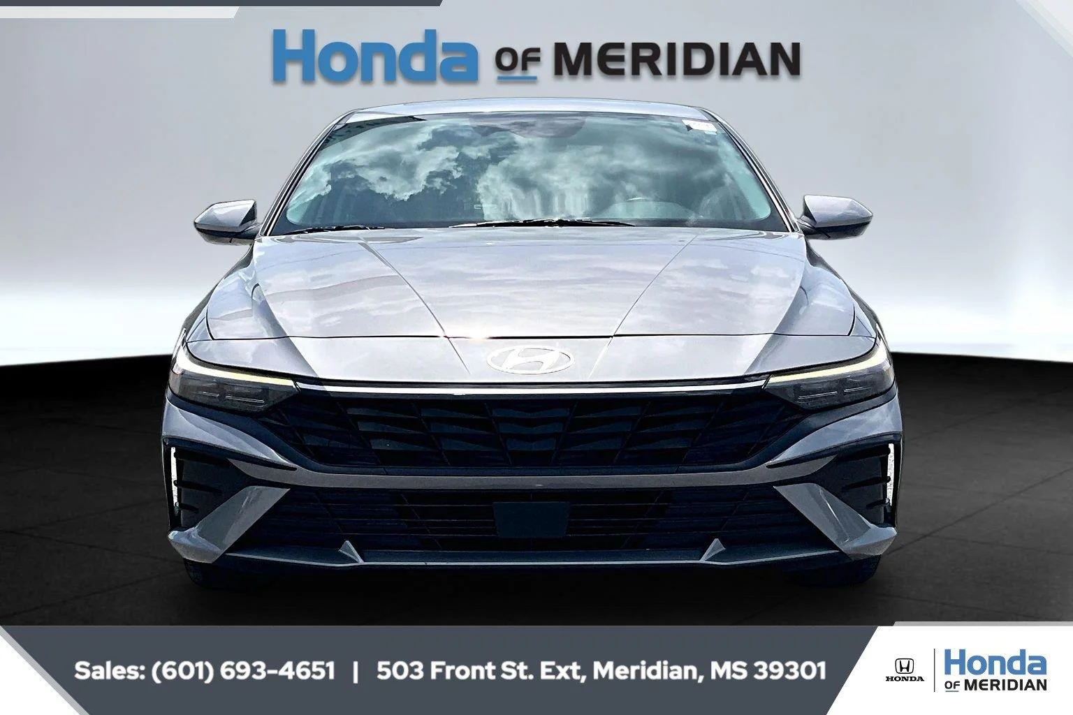 Used 2025 Fluid Metal Hyundai SEL Convenience image 3