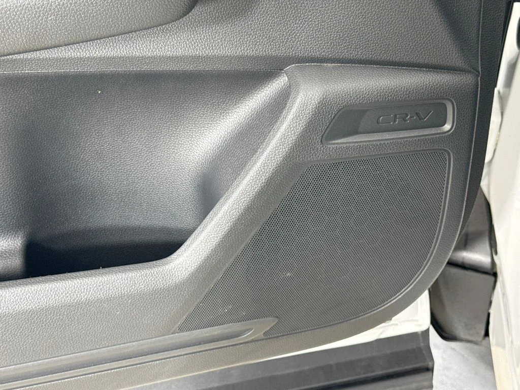 Used 2023  Honda EX image 18