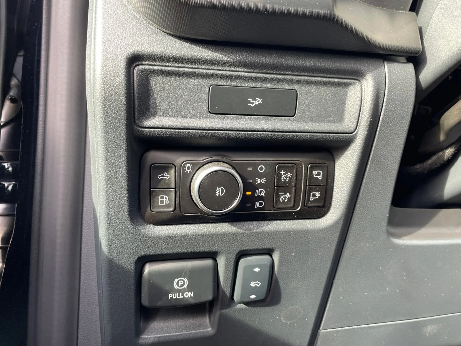 New 2026 Antimatter Blue Metallic Ford Lariat image 13