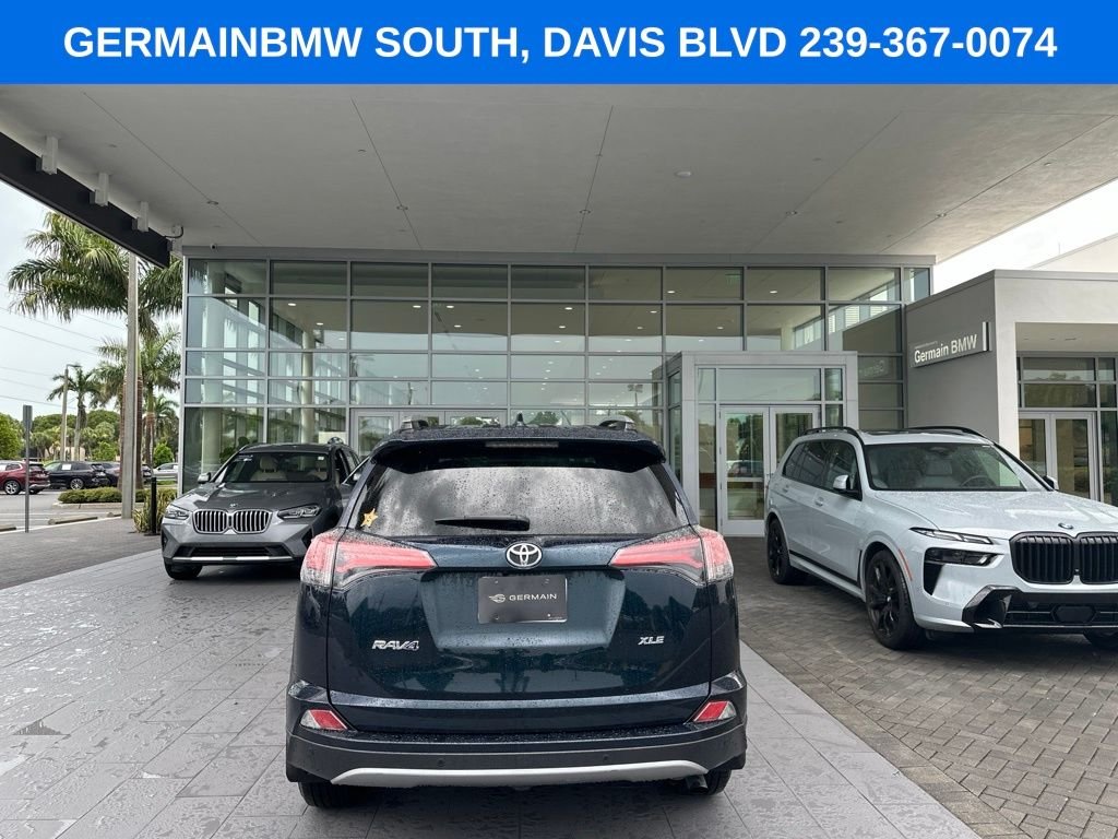 Used 2018 Aqua Toyota XLE image 12