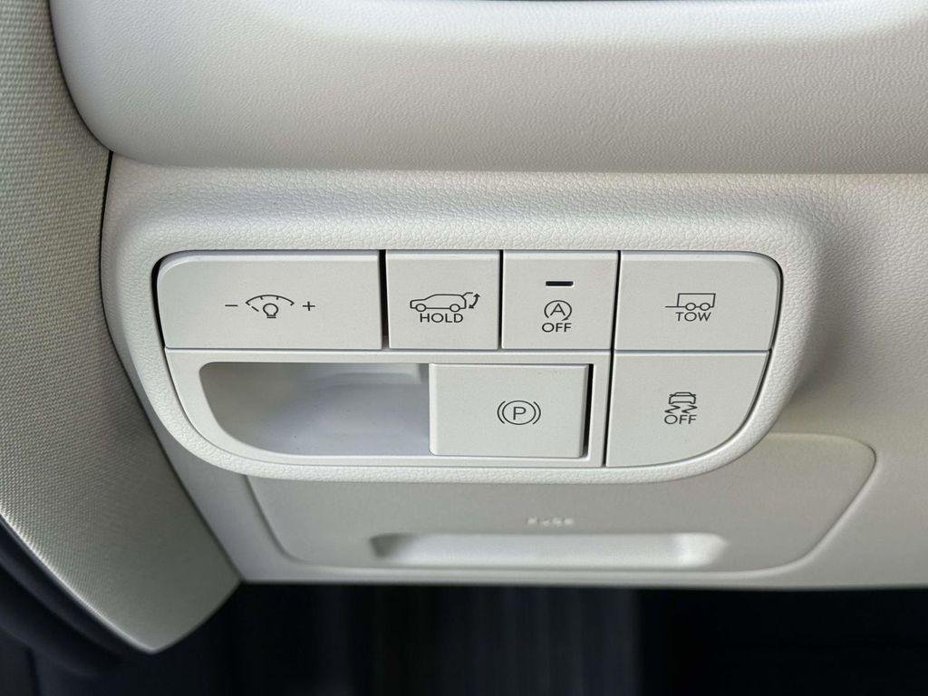 New 2026 Abyss Black Hyundai Calligraphy AWD image 28