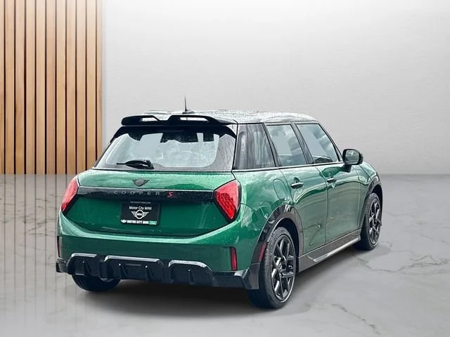New 2026 British Racing Green IV Met MINI Iconic image 3