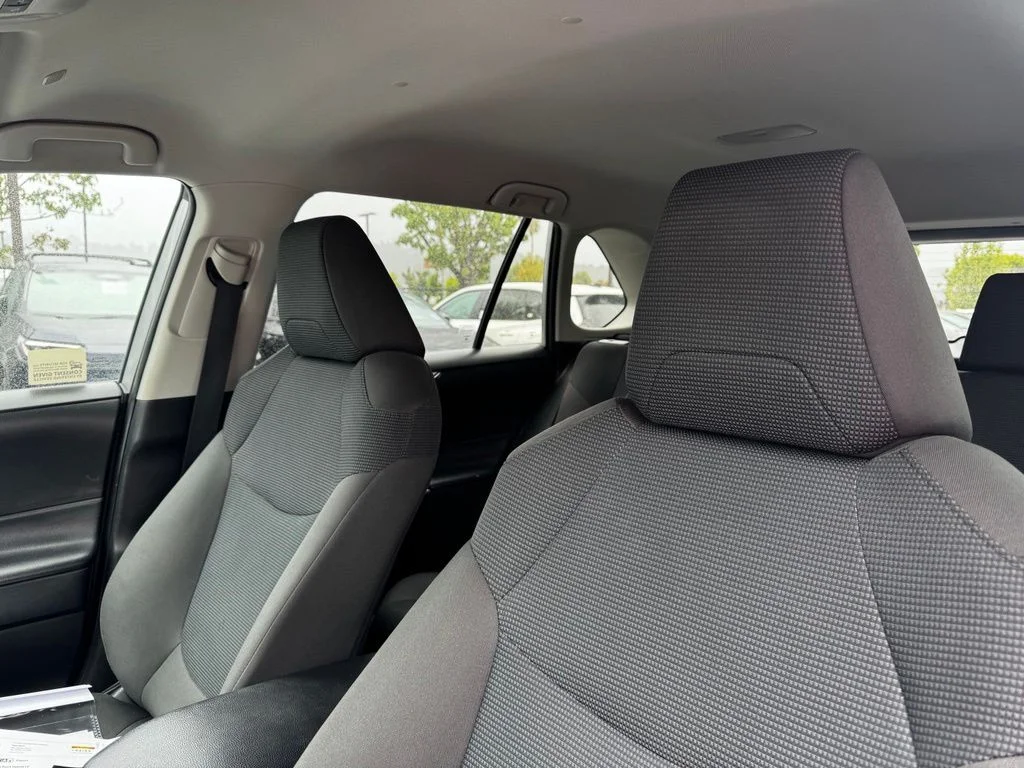 Used 2023 Silver Toyota LE image 6