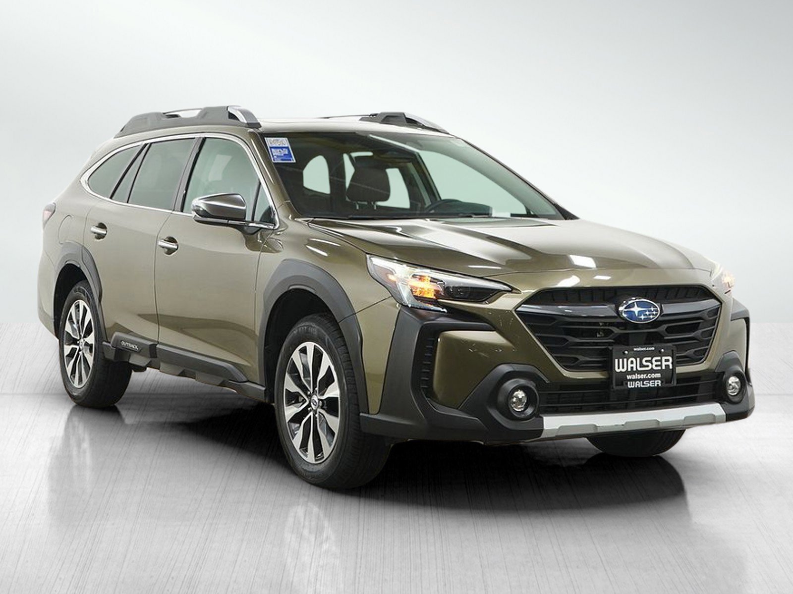 Used 2023 Autumn Green Metallic Subaru Touring image 7
