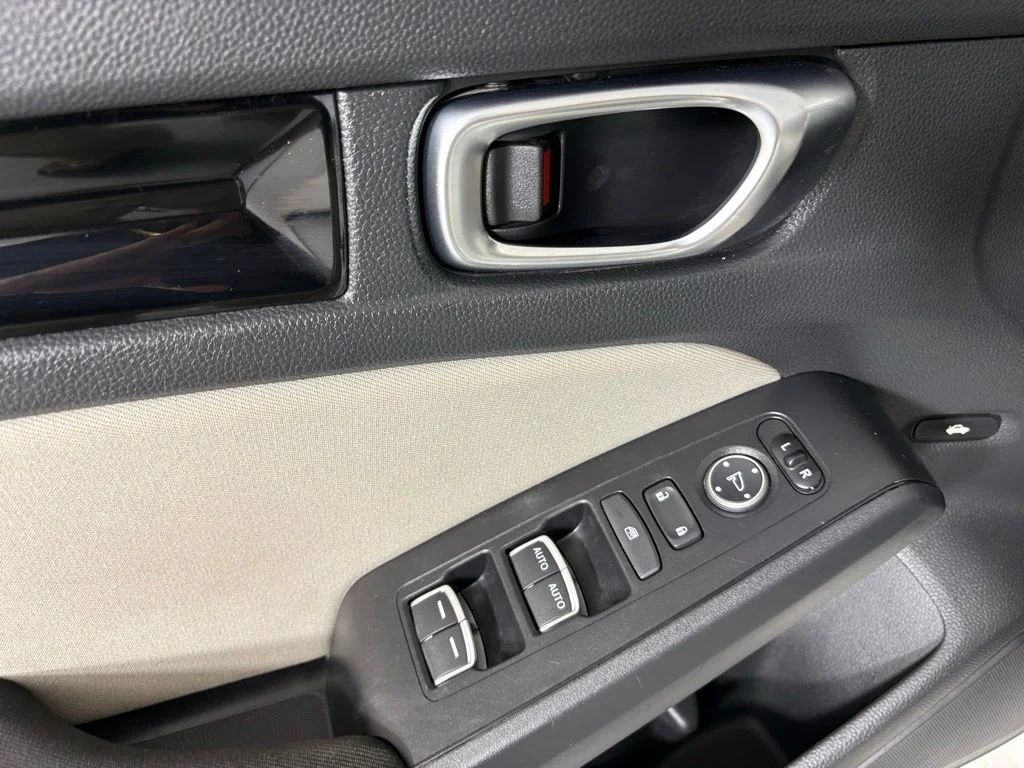 Used 2022  Honda EX image 20
