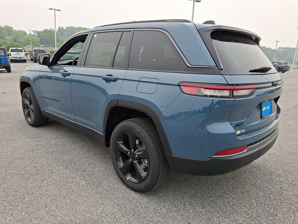 New 2026 Steel Blue Exterior Paint Jeep  image 3