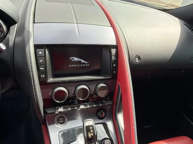 2018 Jaguar F-TYPE Base - Photo 9