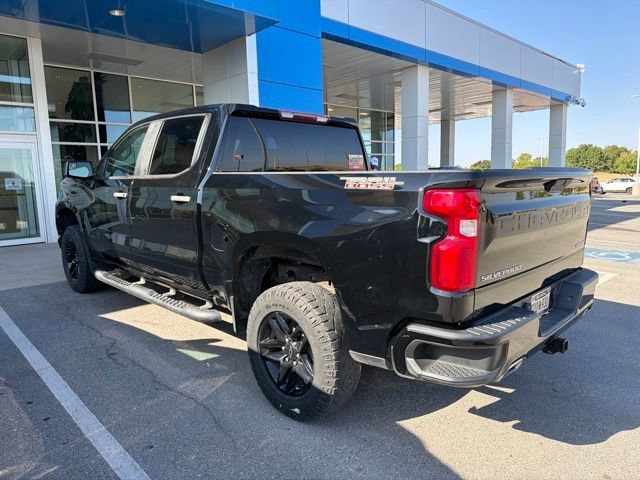 Used 2021 BLACK Chevrolet Custom Trail Boss image 16