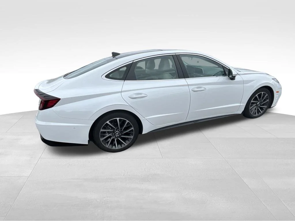 Used 2022 Gray Hyundai Limited image 17