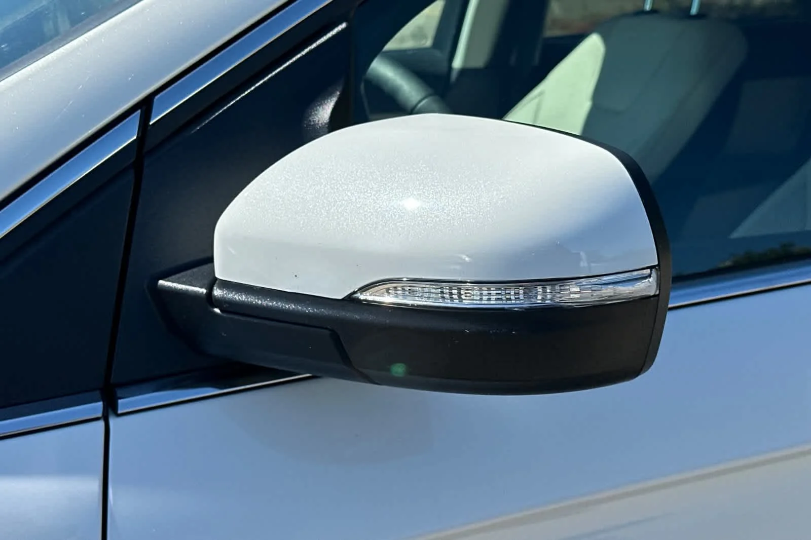 Used 2020 Star White Metallic Tri-Coat Ford Titanium image 21