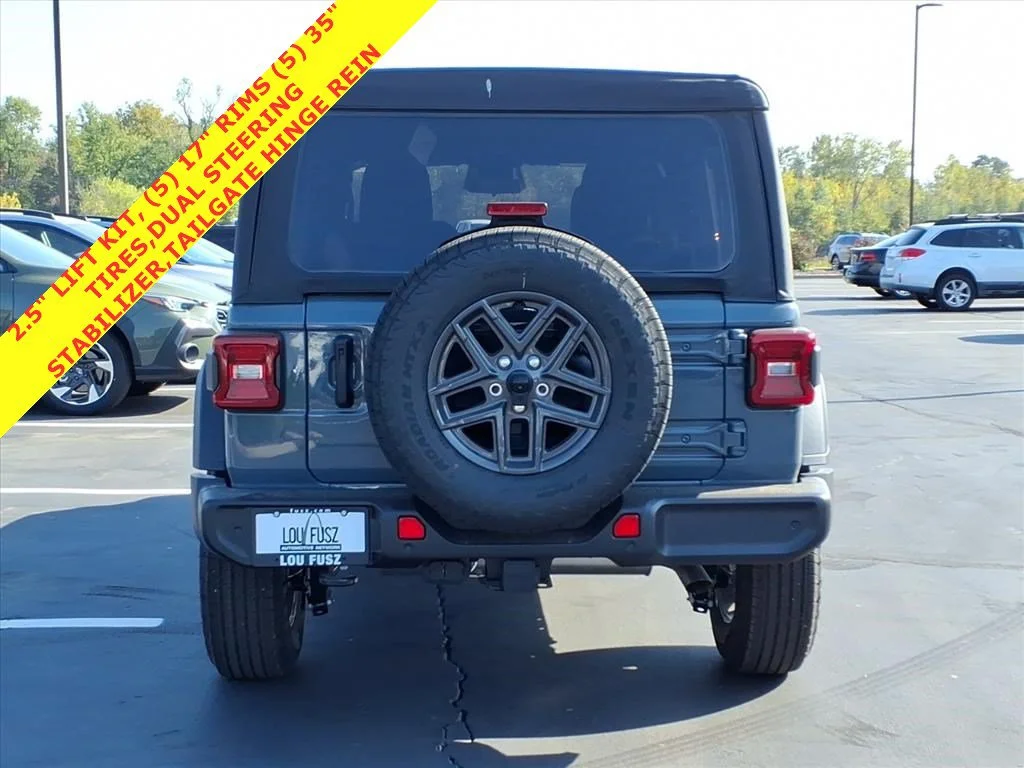 New 2026 Anvil Clearcoat Jeep Sport S image 19