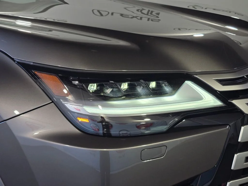 New 2026  Lexus 600 Luxury image 5