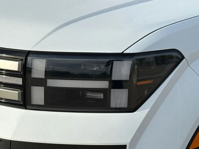 Used 2026 White Hyundai SE image 4