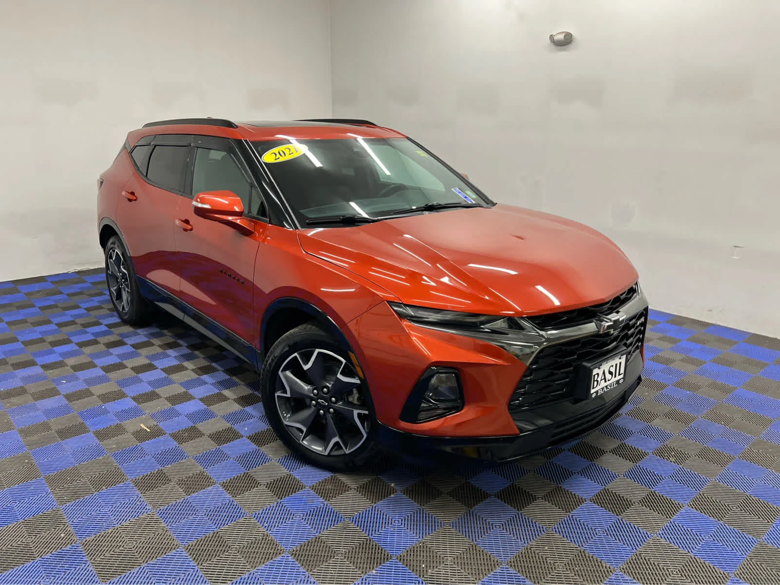 Used 2021 Cayenne Orange Metallic Chevrolet RS image 39