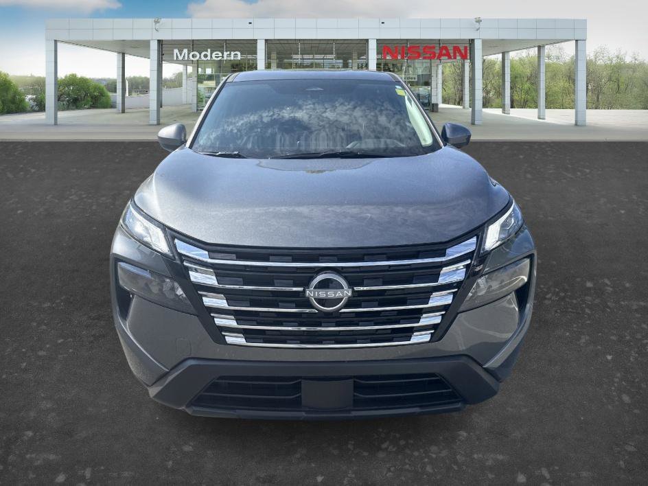 Used 2026 Gun Metallic Nissan SV image 8