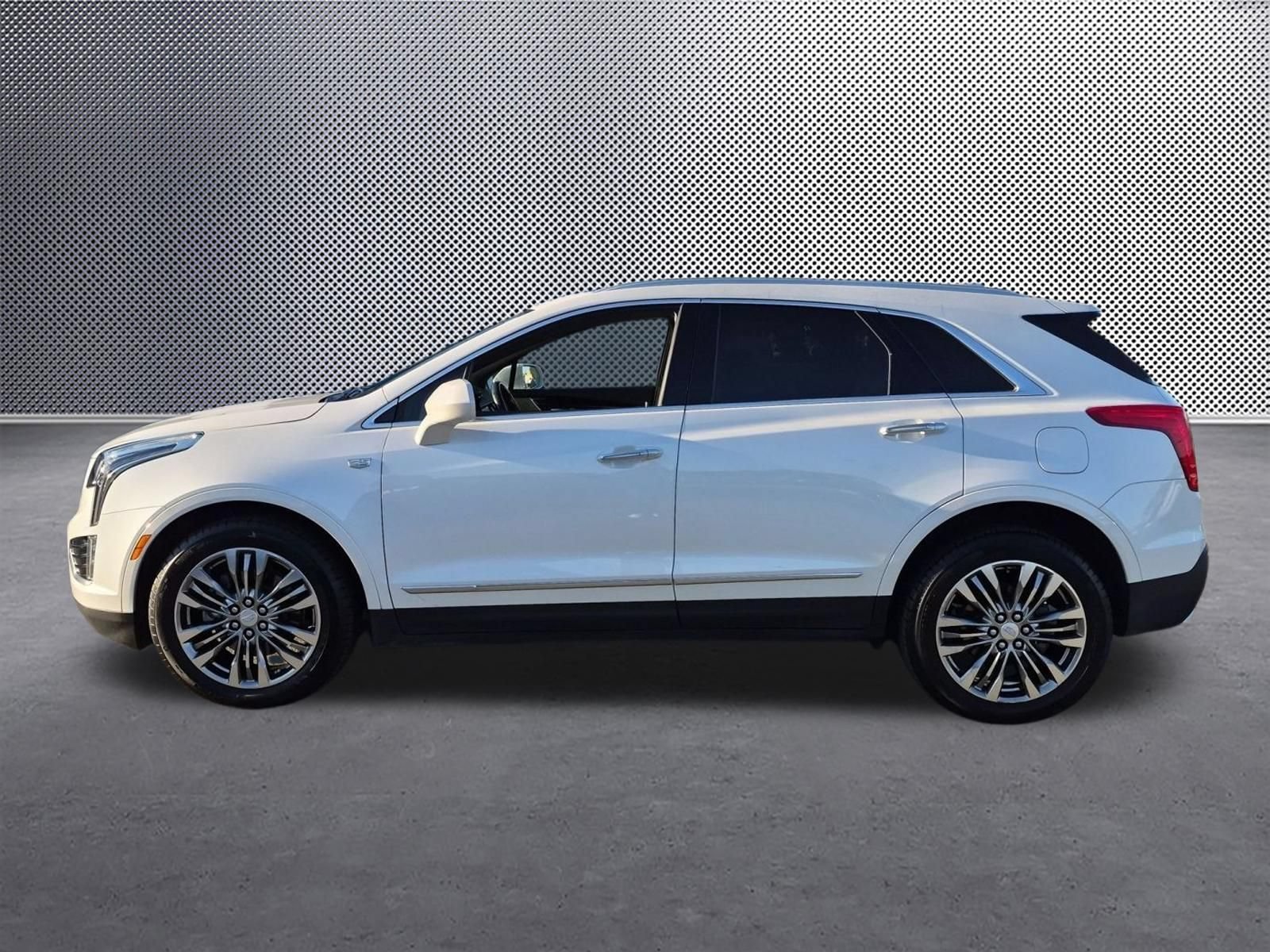 Used 2019 Crystal White Tricoat Cadillac Premium Luxury FWD image 2