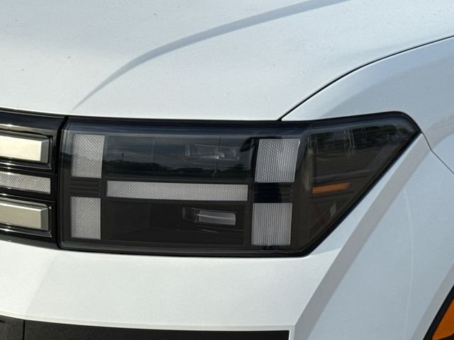 Used 2026 White Hyundai SE image 4
