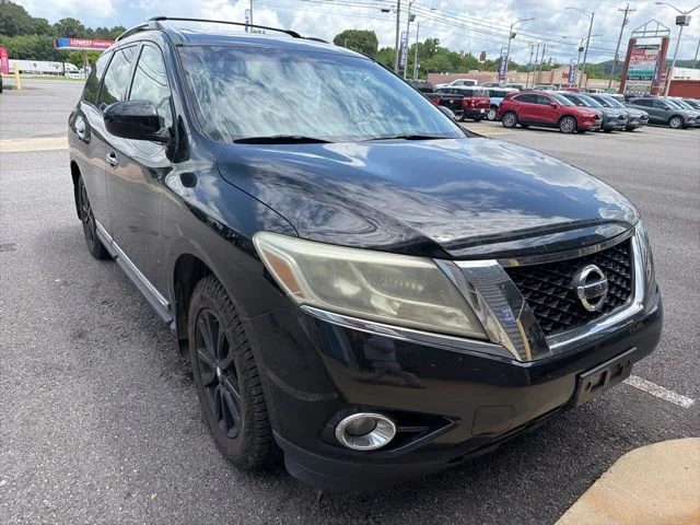 2014 Nissan Pathfinder SL 4WD's photo