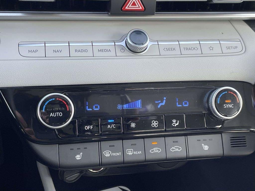 New 2026 Black Hyundai Limited image 39