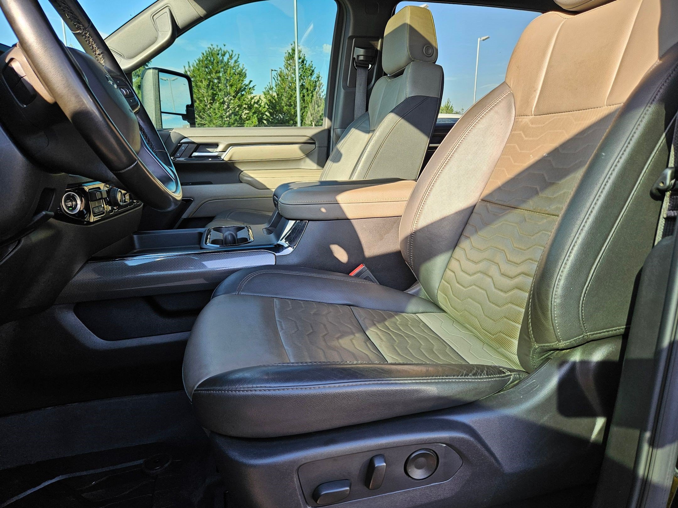 Used 2024 Black Chevrolet ZR2 image 15