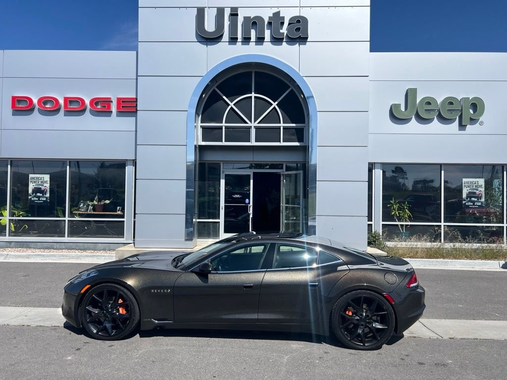 Used 2018 Gray Karma Luxury image 3