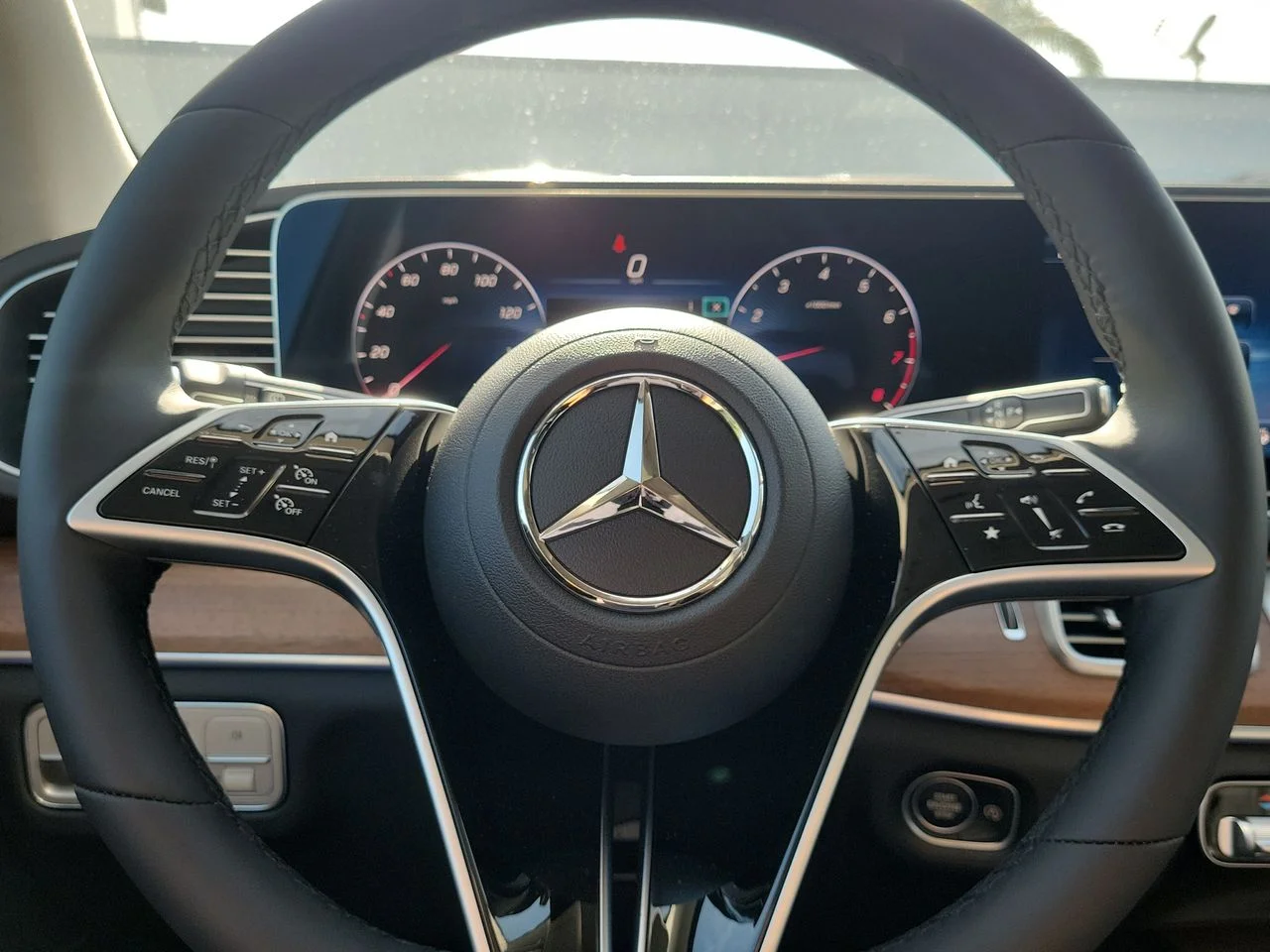 New 2026 Selenite Grey Metallic Mercedes-Benz GLE 350 image 30